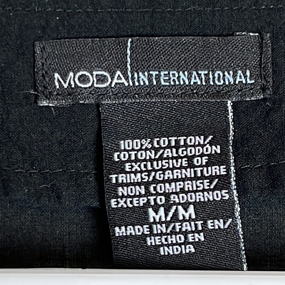 Moda International Black Tunic with Gold Hibiscus Blossoms, Size Medium - Picture 6 of 10